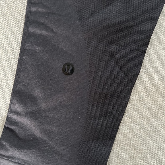 Compression leggings - Picture 3 of 3